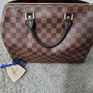 Beautiful louis vuitton speedy 30